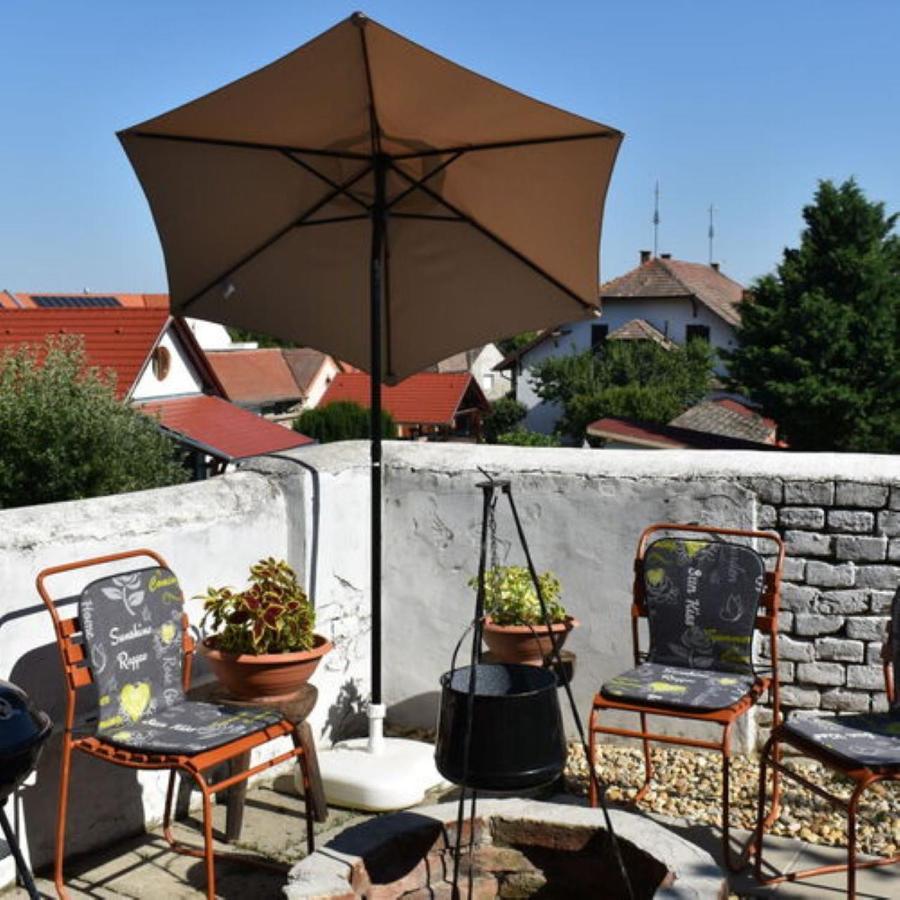 Pitypang Vendeghaz Виллань